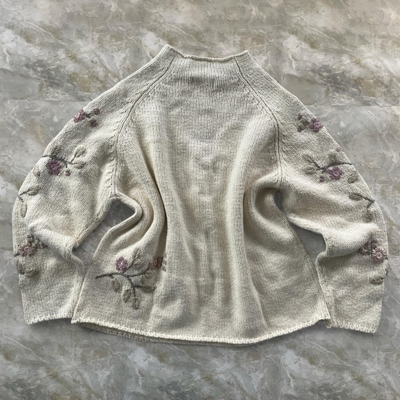 Coldwater Creek Floral Embroidered Patchwork Cream Sweater - Picture 8 of 8